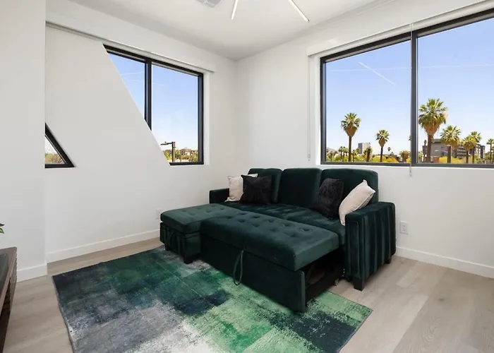 Spacious 2br With Fast Fiber Near Downtown Phx Phoenix