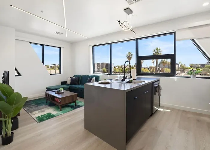 Spacious 2br With Fast Fiber Near Downtown Phx * Phoenix
