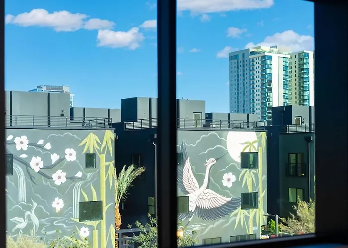 Spacious 2br With Fast Fiber Near Downtown Phx Apartment *